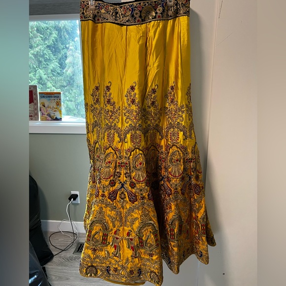 Indian Lengha - Picture 5 of 5